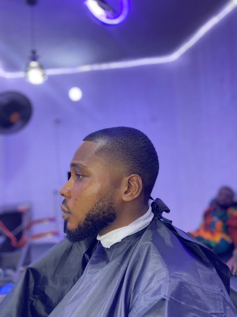 Skin fade with full beard grooming